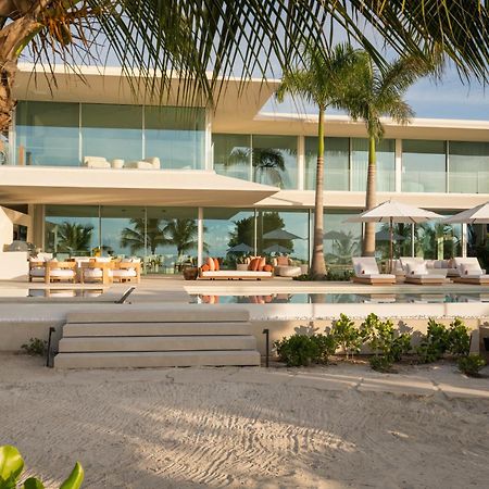Beach Enclave Grace Bay Exterior photo
