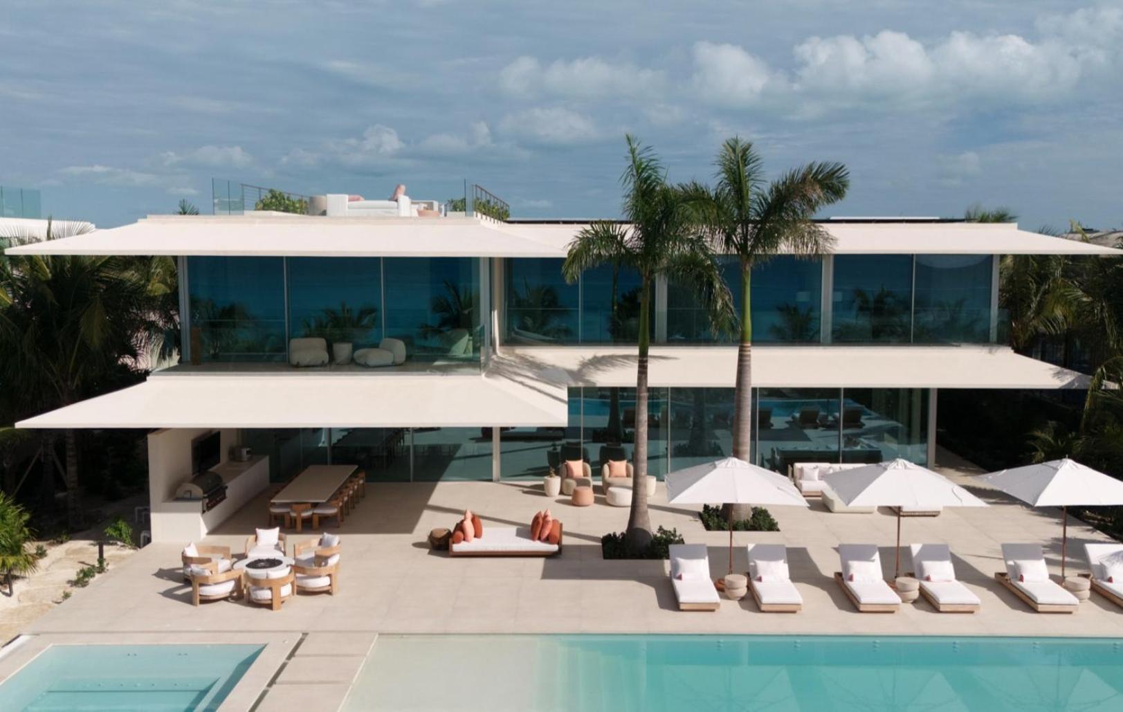 Beach Enclave Grace Bay Exterior photo