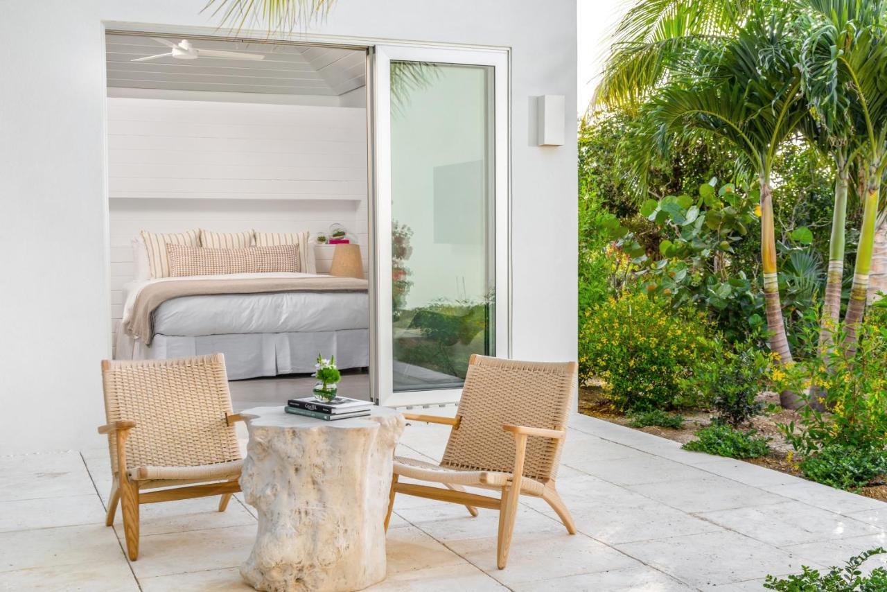 Beach Enclave Grace Bay Exterior photo